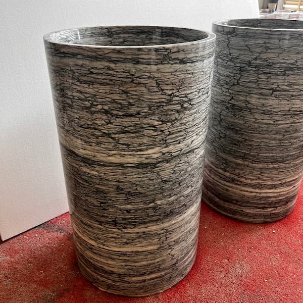 Freestanding Cylindrical Pedestal Sink